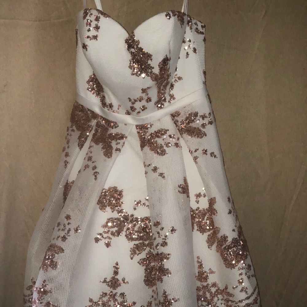 Formal/ prom dress